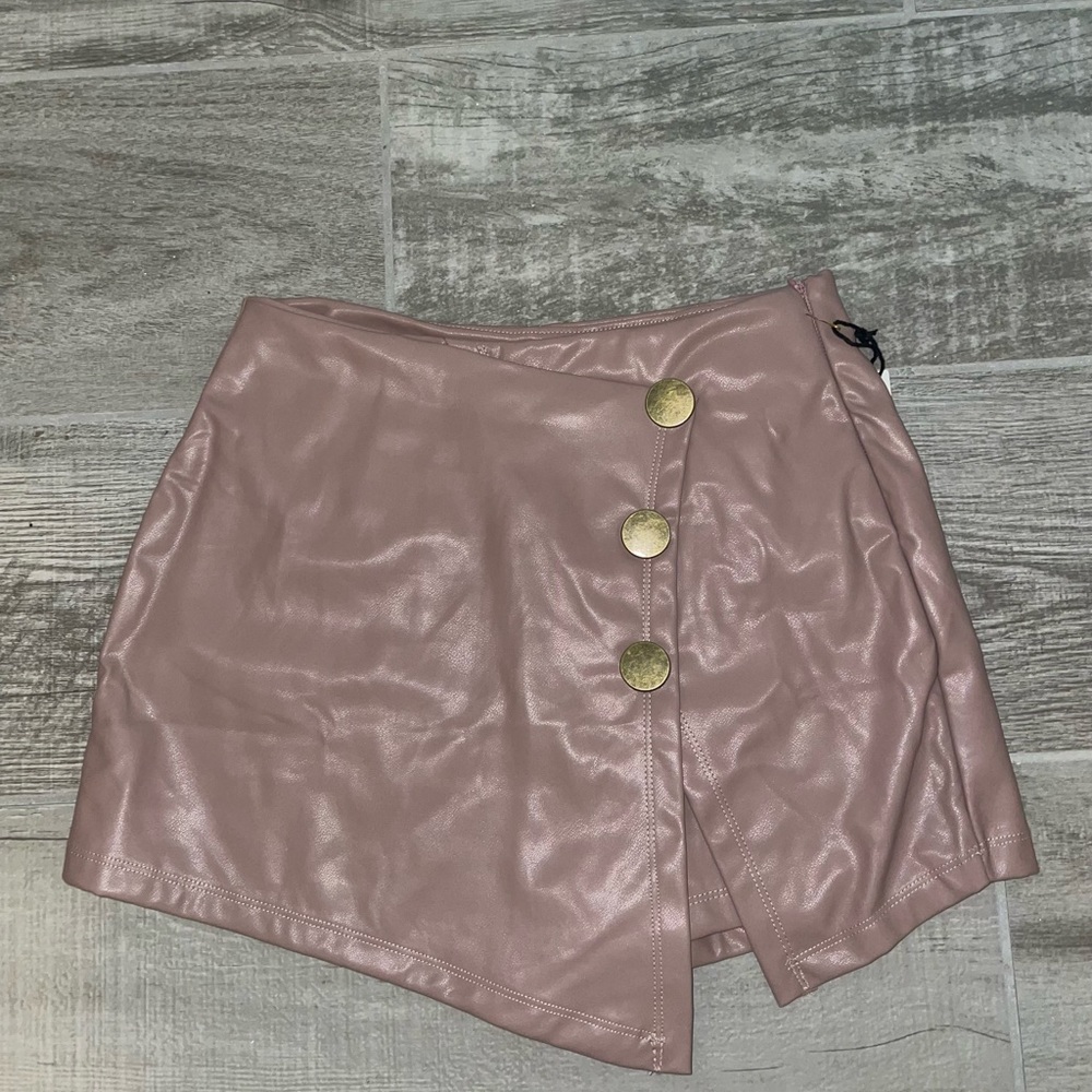 Faux leather skort